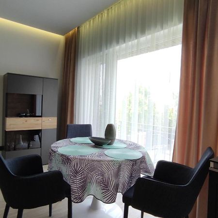 New J&R Apartment Near Girstutis, Free Private Parking & Self Check-In Kaunas Eksteriør bilde