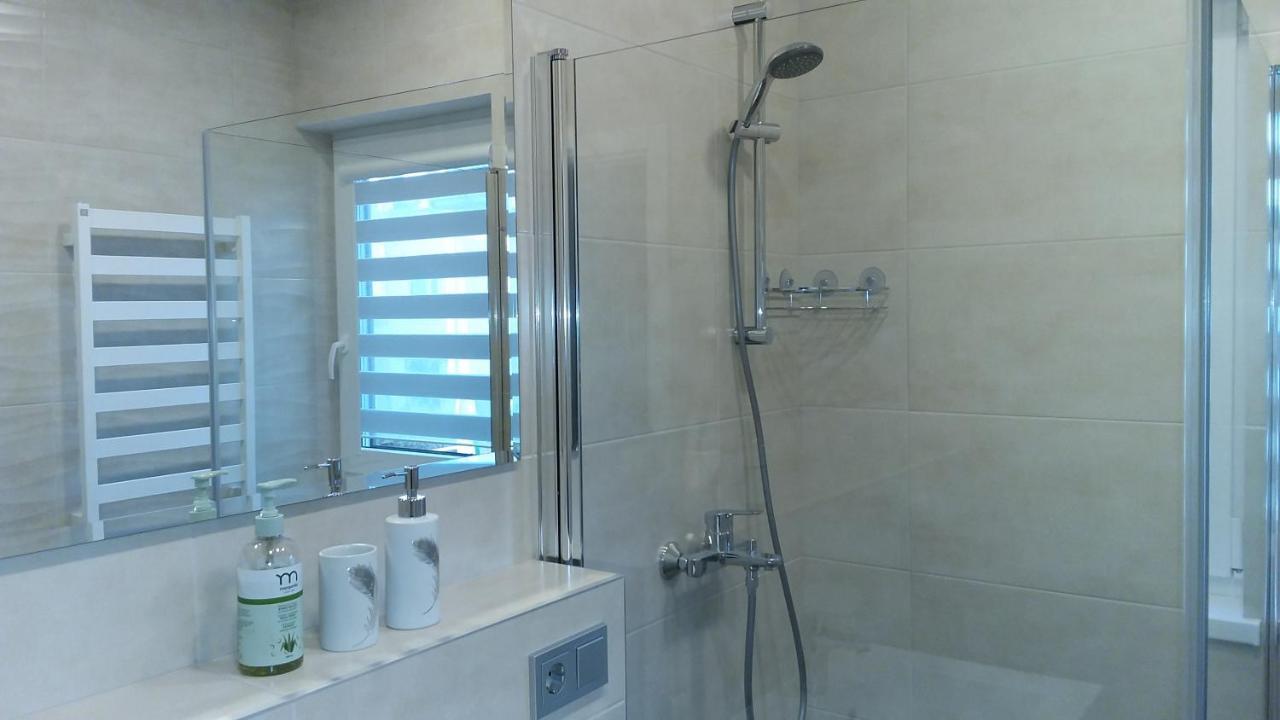 New J&R Apartment Near Girstutis, Free Private Parking & Self Check-In Kaunas Eksteriør bilde